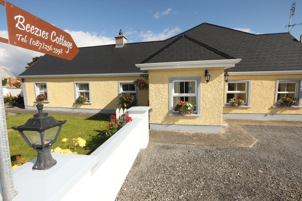 Beezies Self Catering Cottages Grange  ภายนอก รูปภาพ