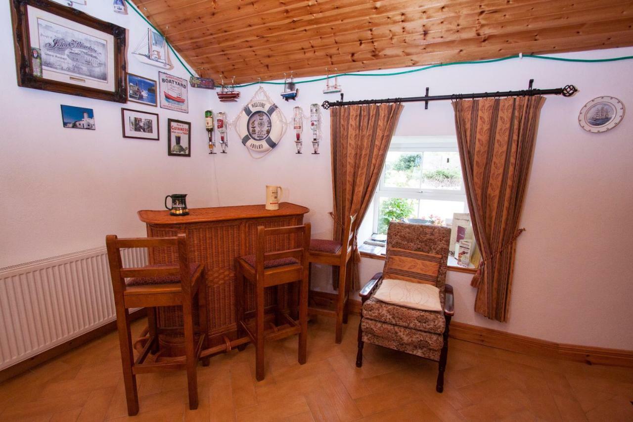 Beezies Self Catering Cottages Grange  ภายนอก รูปภาพ