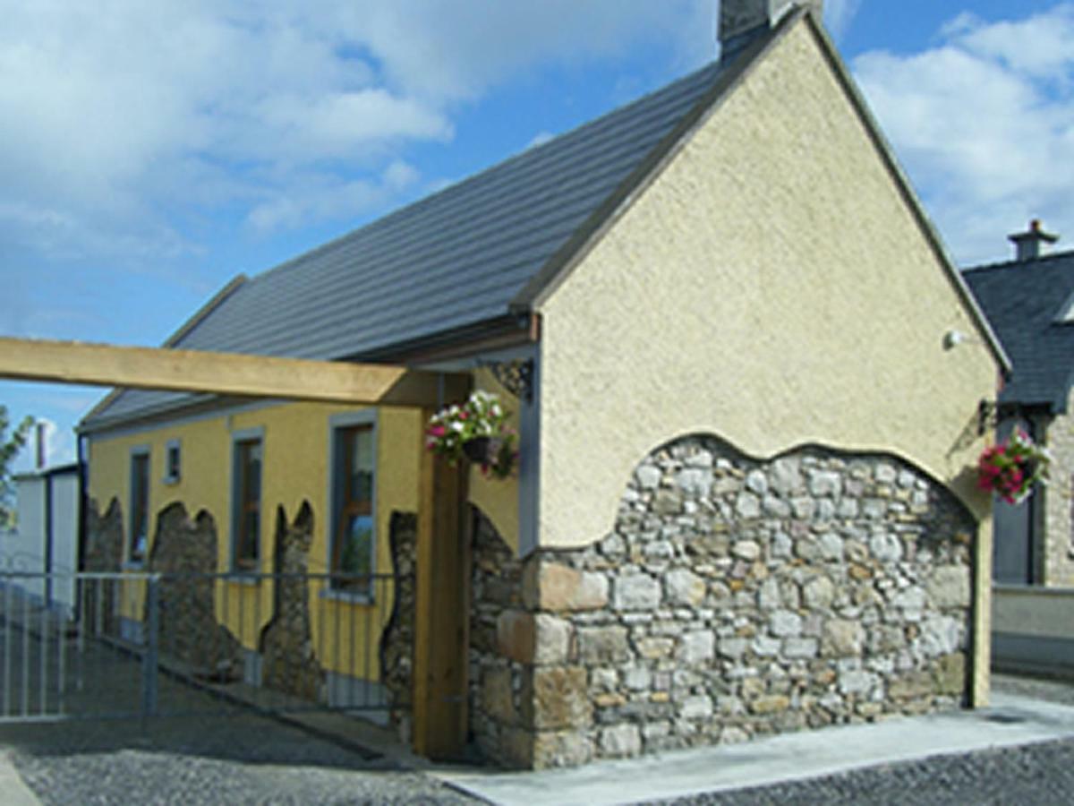 Beezies Self Catering Cottages Grange  ภายนอก รูปภาพ